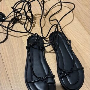 Elegant Black Strappy Gladiator Sandals